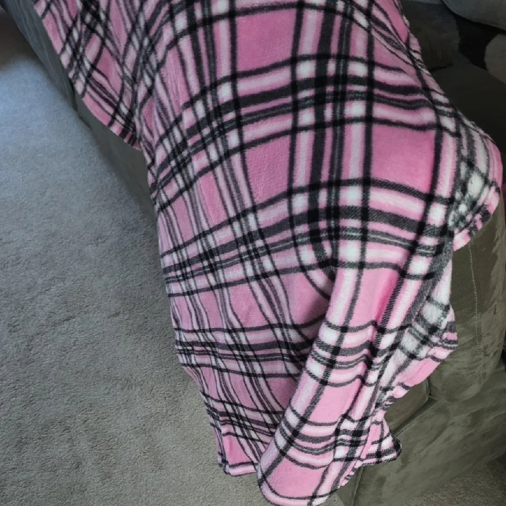Pink Plaid Blanket 60 Inches X 96 Inches